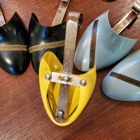 Lot of Vintage 50's & 60's Shoe Inserts Rare Saks… - image 2
