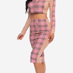Trendy 2-Piece Plaid Set | Crop Top and Skirt Combo | Y2K Fashion | Retro 90s Outfit | Tartan Schoolgirl Look | Grunge Aesthetic Clothing