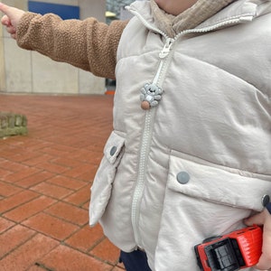 Zipper Anhänger Koala Bär, Montessori Reißverschluss Anhänger für Kinderjacke, Kinderrucksack, ideal für Kindergartenkind oder Schulkind Bär