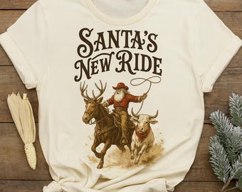 Nuova corsa di Babbo Natale PNG / Disegno di Babbo Natale cowboy di Natale occidentale / Sublimazione di Babbo Natale vintage / Maglietta natalizia rustica PNG / Festa PNG