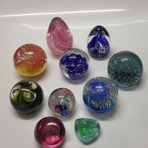 Vintage Collectable Art Glass Paperweights