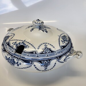 Antique Britisch Blue & White Soup Tureen. 1930s