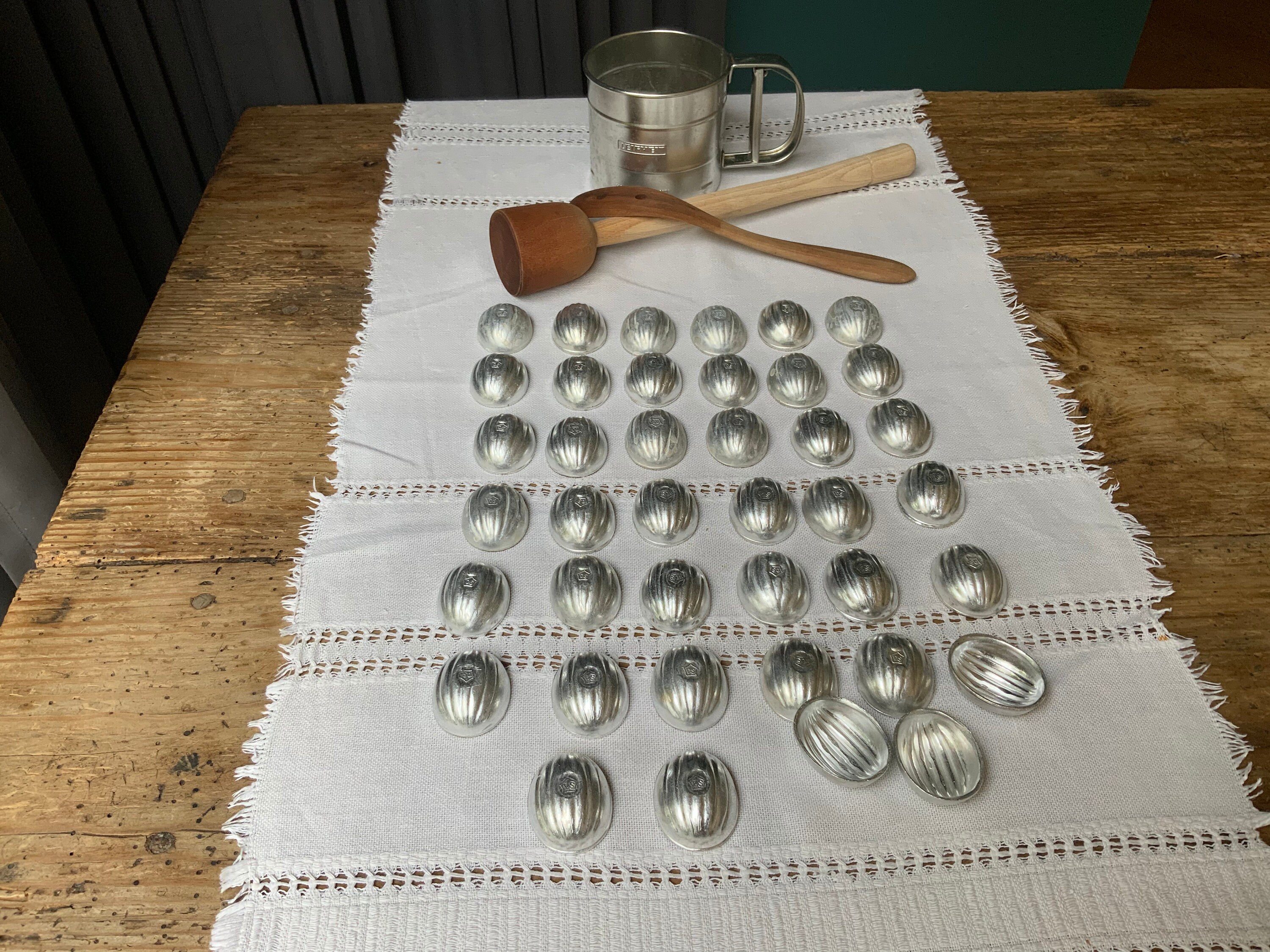 40 Baking Forms Molds Vintage NUTS Shape Metal Baking Etsy UK