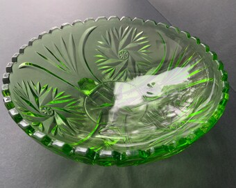 Heavy GREEN GLASS Bowl, Green VASE, Vintage Glass Bowl Light