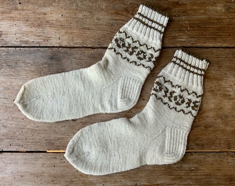 Hand-knit wool Socks, 100% woolen Socks, Latvia made, Woollen socks, Hand Knitted Organic Sheep Wool Socks Great Gift Idea, size EU 40-42