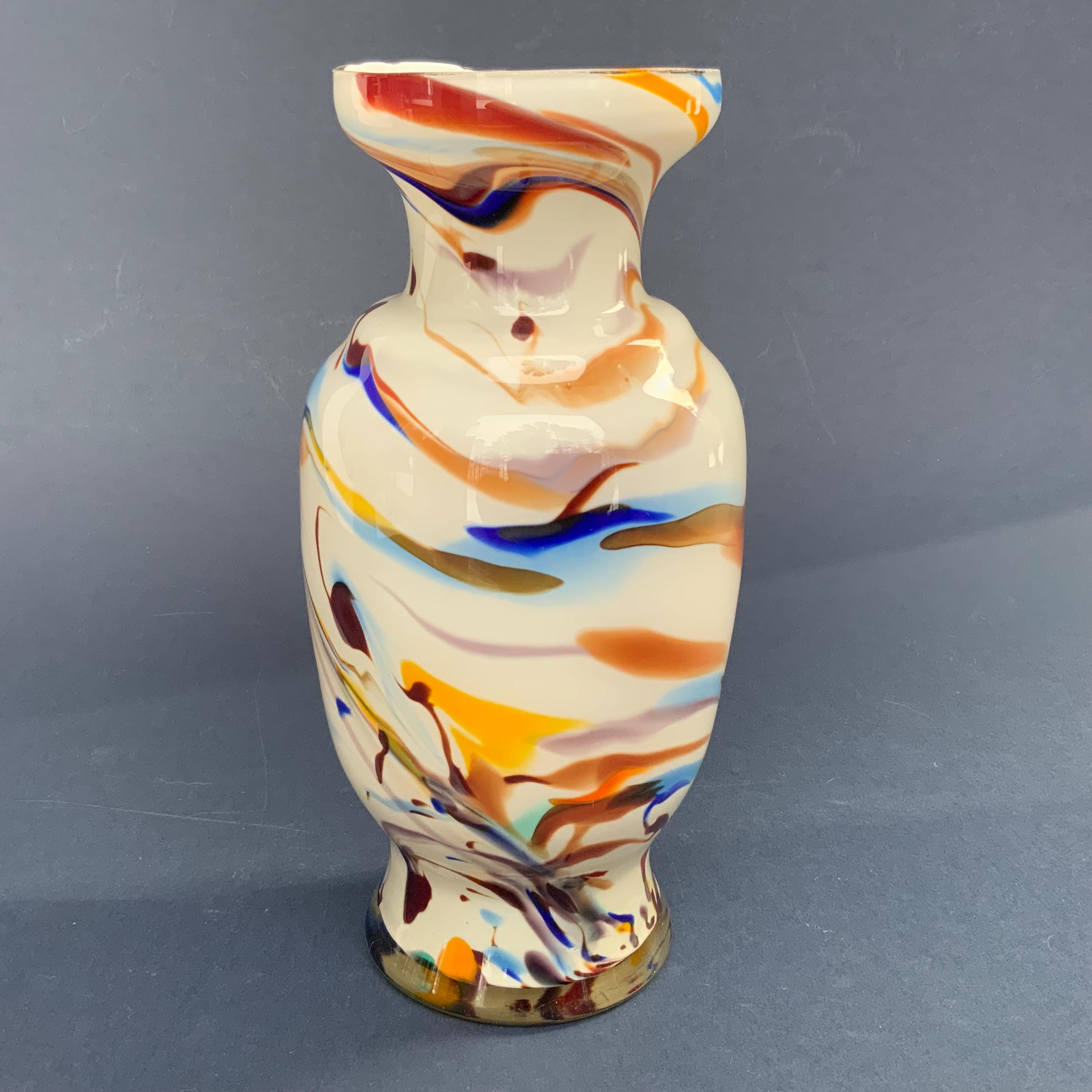 手吹きマルチカラーガラス花瓶：ヴィンテージソ連装飾（8.2インチ