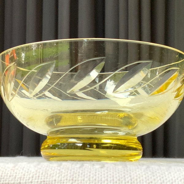 Etched Yellow Small Vintage Glass Bowl, Yellow, 1980s Glass Vase, Glass Engraved leaves ornament, Bowl Yellow Candy Dish