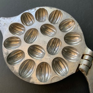 Vintage USSR Nut Cookie Mold: Metal Baking Form