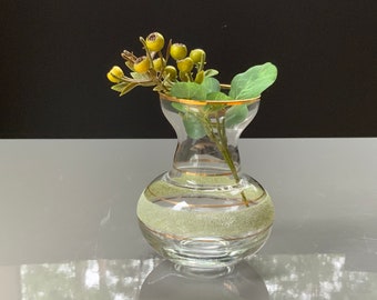 Handblown Green  color glass vase, 5.1in tall