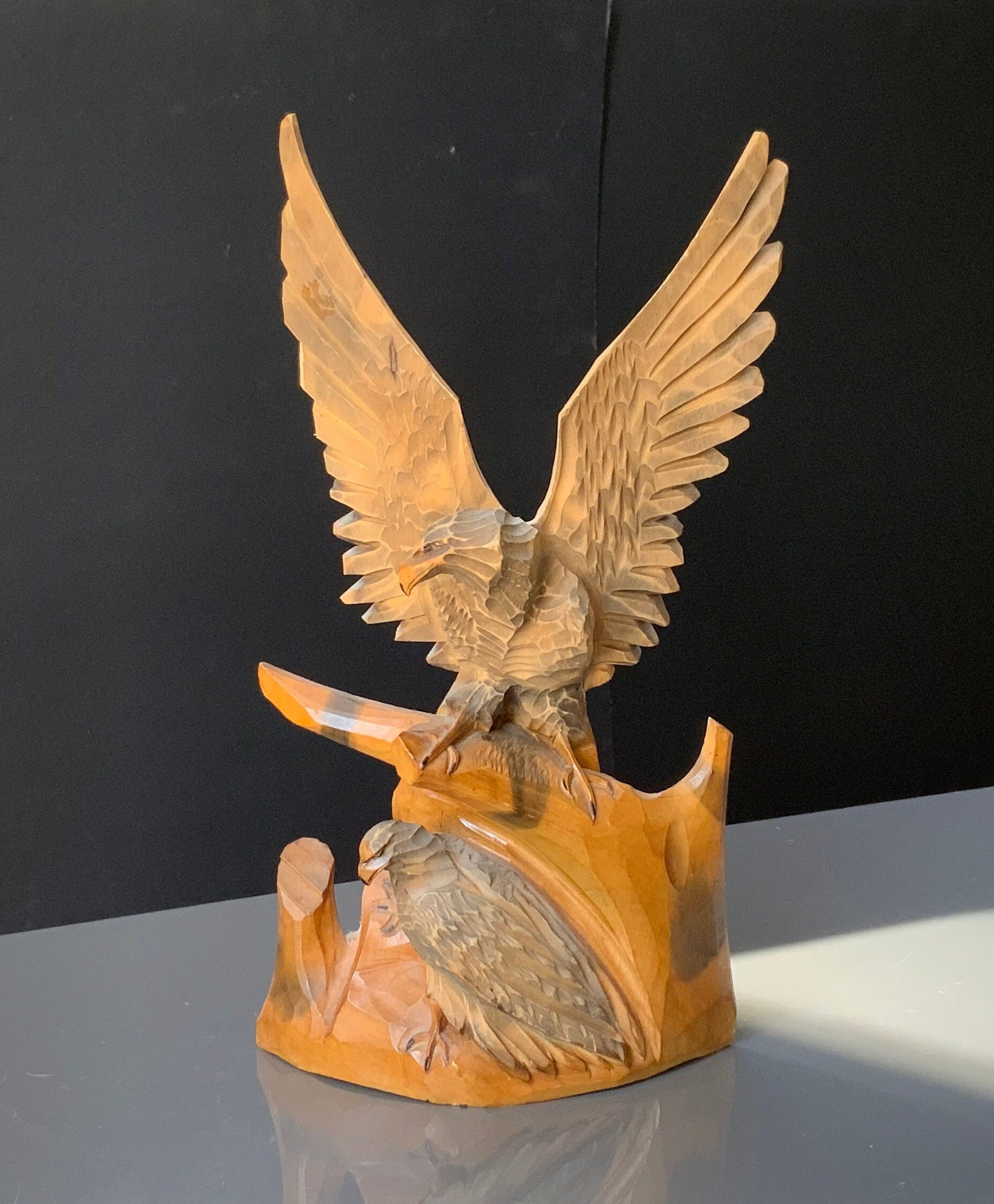 鷲　木製　手掘り　アンティーク il_fullxfull.6305292291_ku6p.jpg