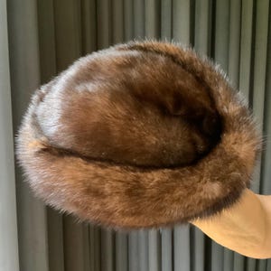 Vintage Genuine Mink Fur Hat: Brown Lined Beret