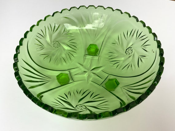 s新品SARGASSO GLASS BOWL | green VINTAGE A 'Sargasso' green bubble glass bowl, 1960's-70's, Kaj