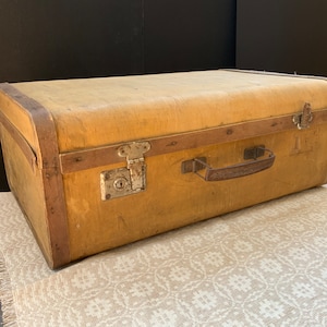 Antique big Luggage, wood veneer Suitcase, travel bag RARE shabby suitcase old brown trunk, retro traveling bag, photography props