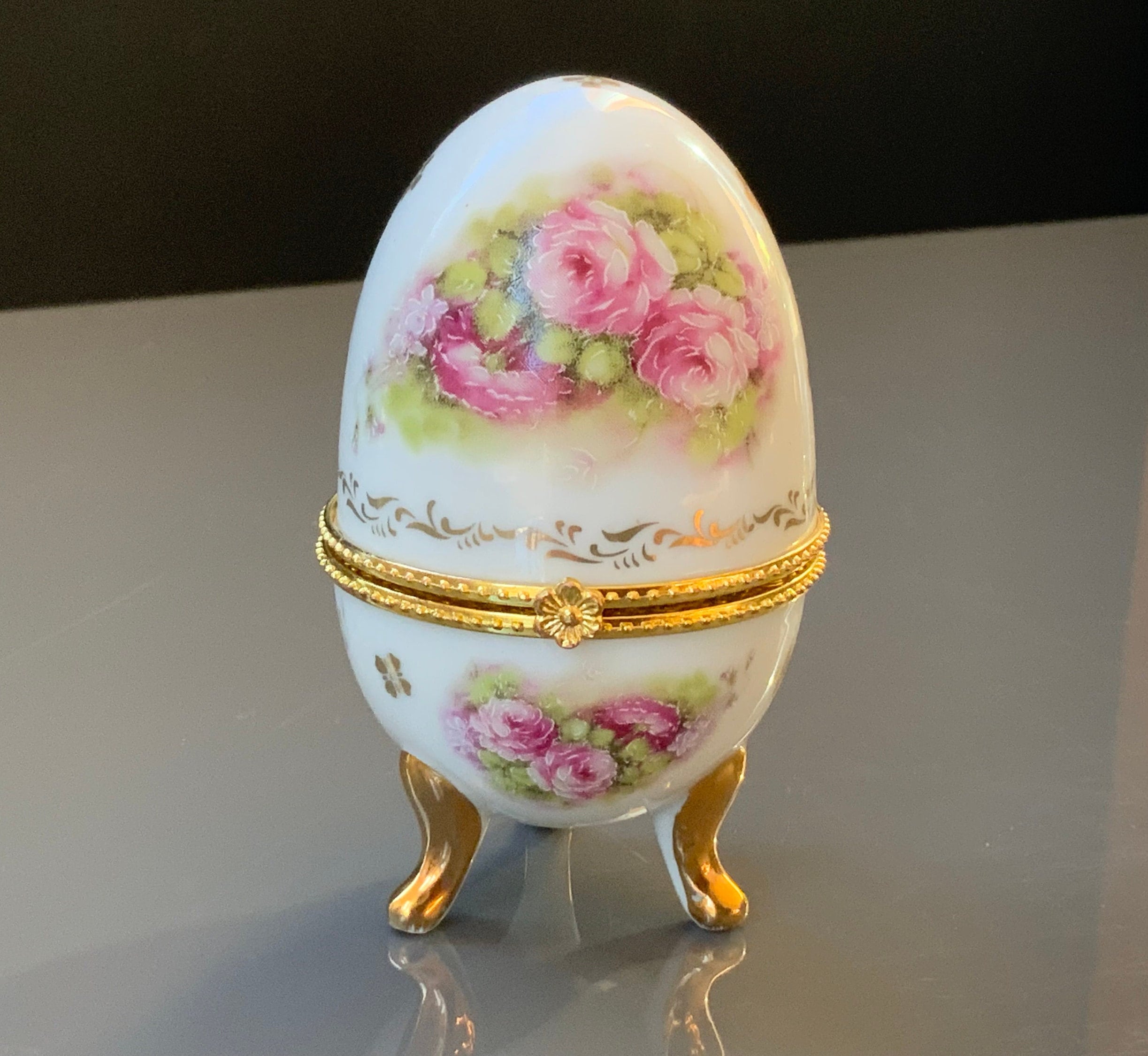 Boîte à Bijoux En Porcelaine Fine Forme œuf De Pâques Style Fabergé - Occasion - Objet De Décoration