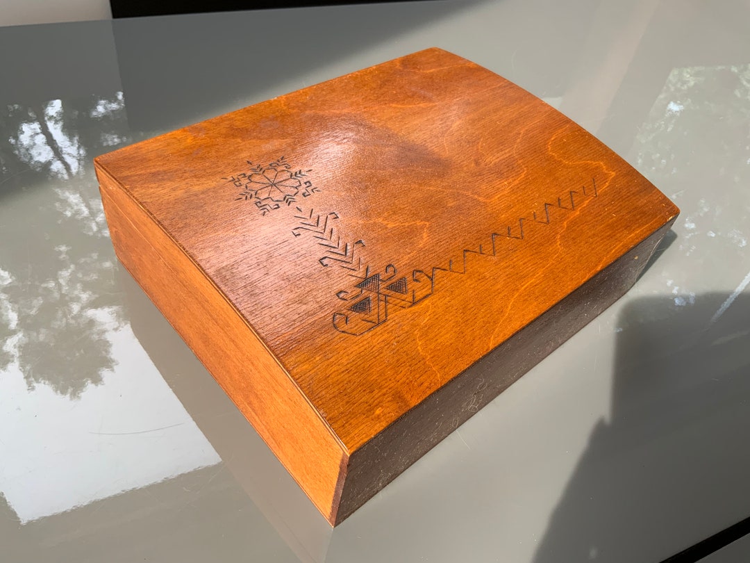 Vintage Wood Burned Box, Antique Box, Trinket Box, Vintage Handmade ...