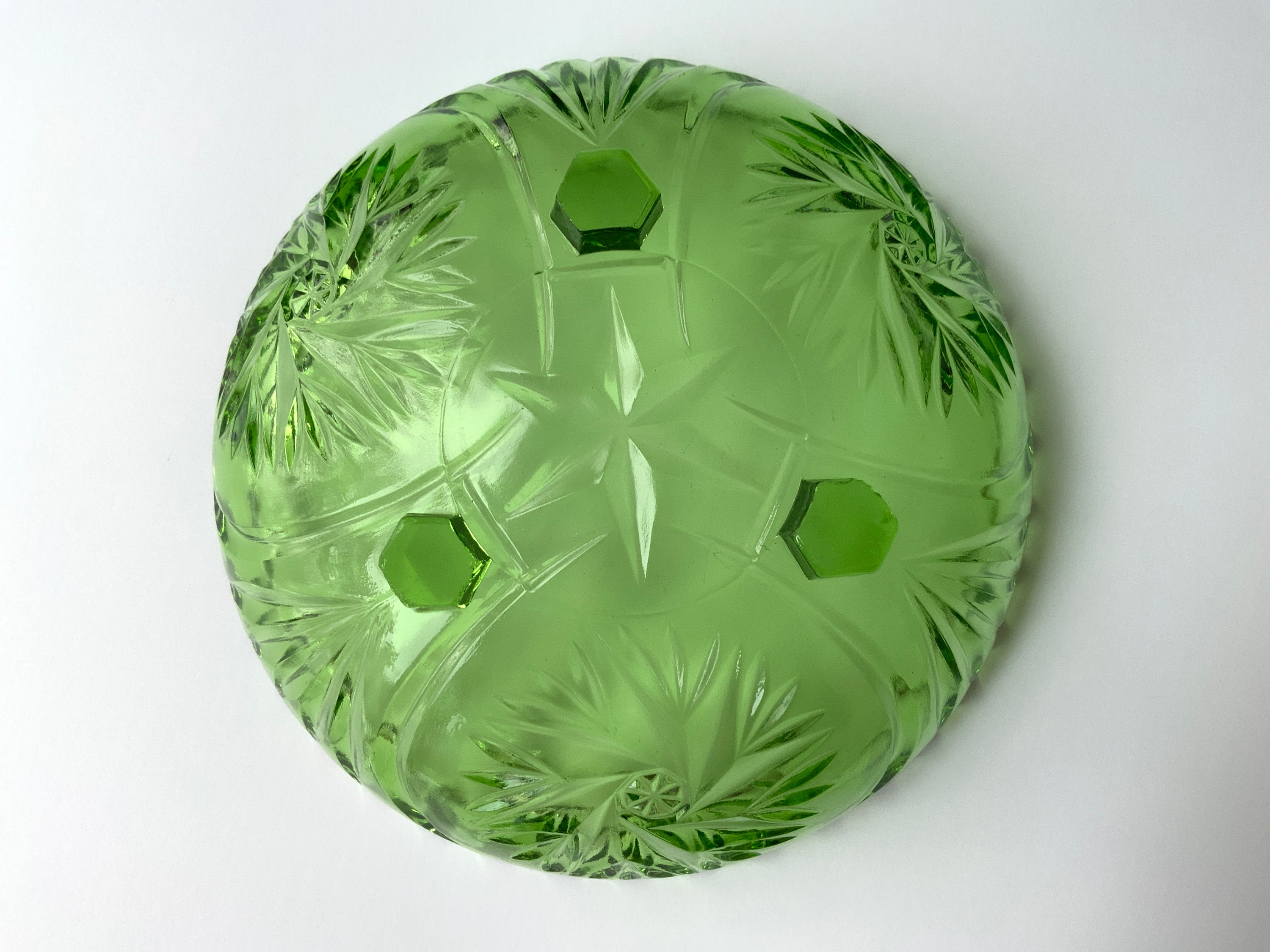 s新品SARGASSO GLASS BOWL | green VINTAGE Heavy GREEN GLASS Bowl, Green VASE, Vintage Glass Bowl Light