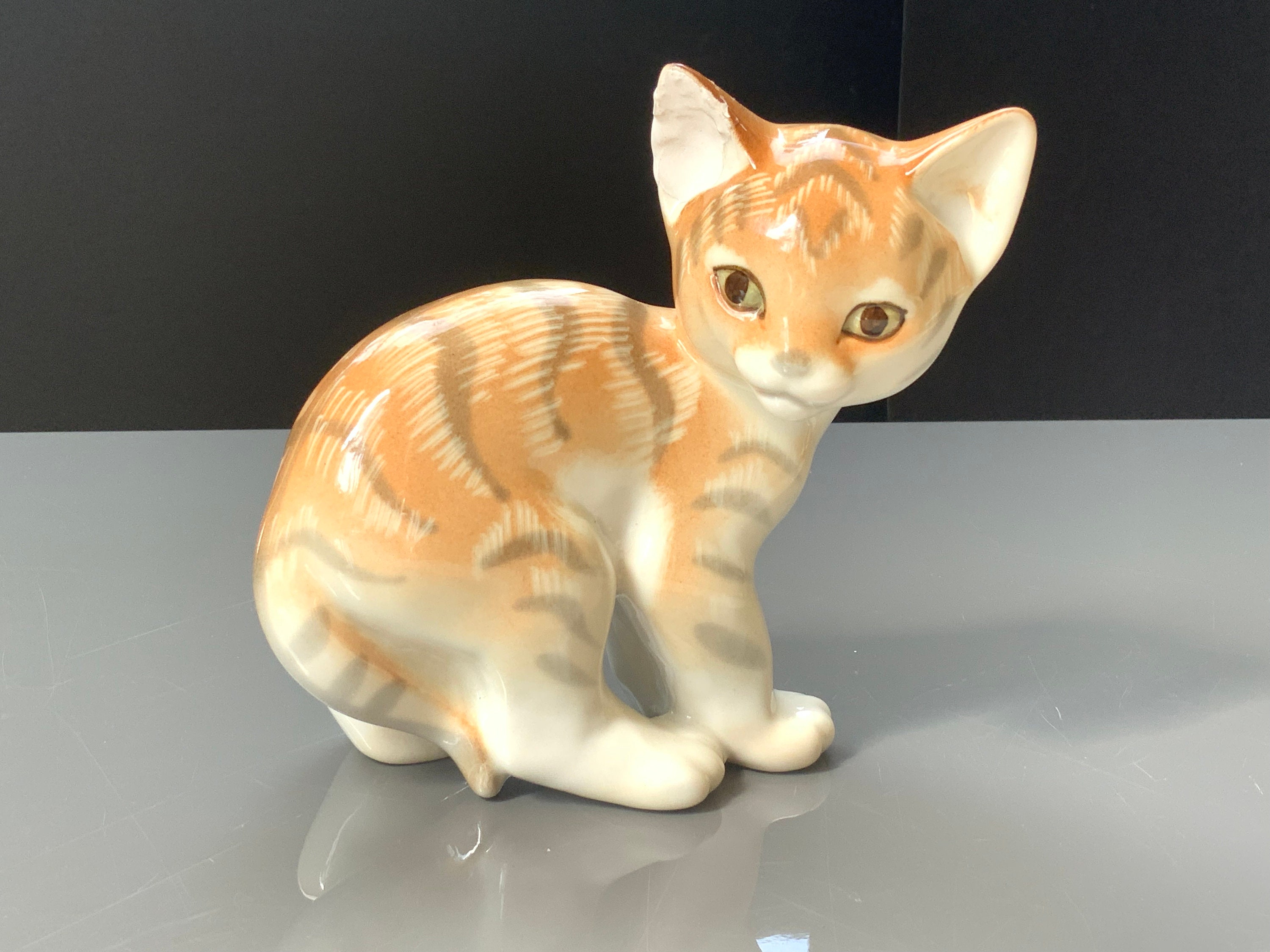 Defect, LFZ Lomonosov Porcelain Cat- Kitten Figurine Imperial