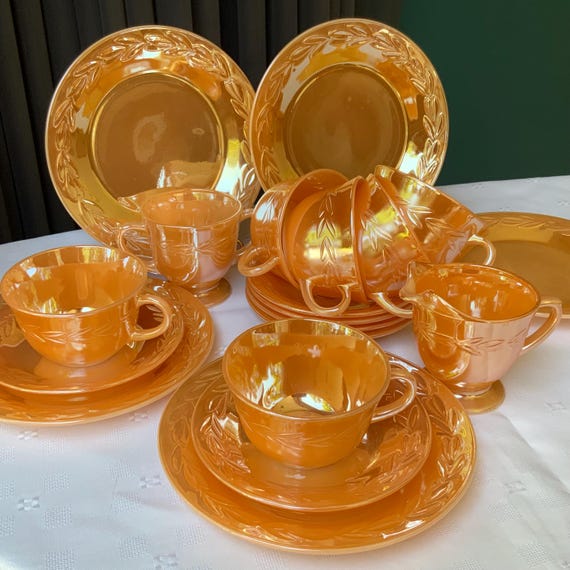 Fireking ファイヤーキング vintage オレンジ 皿 8点 set Fire King Peach Luster Demitasse Trio: Gold Swirl Coffee Cup