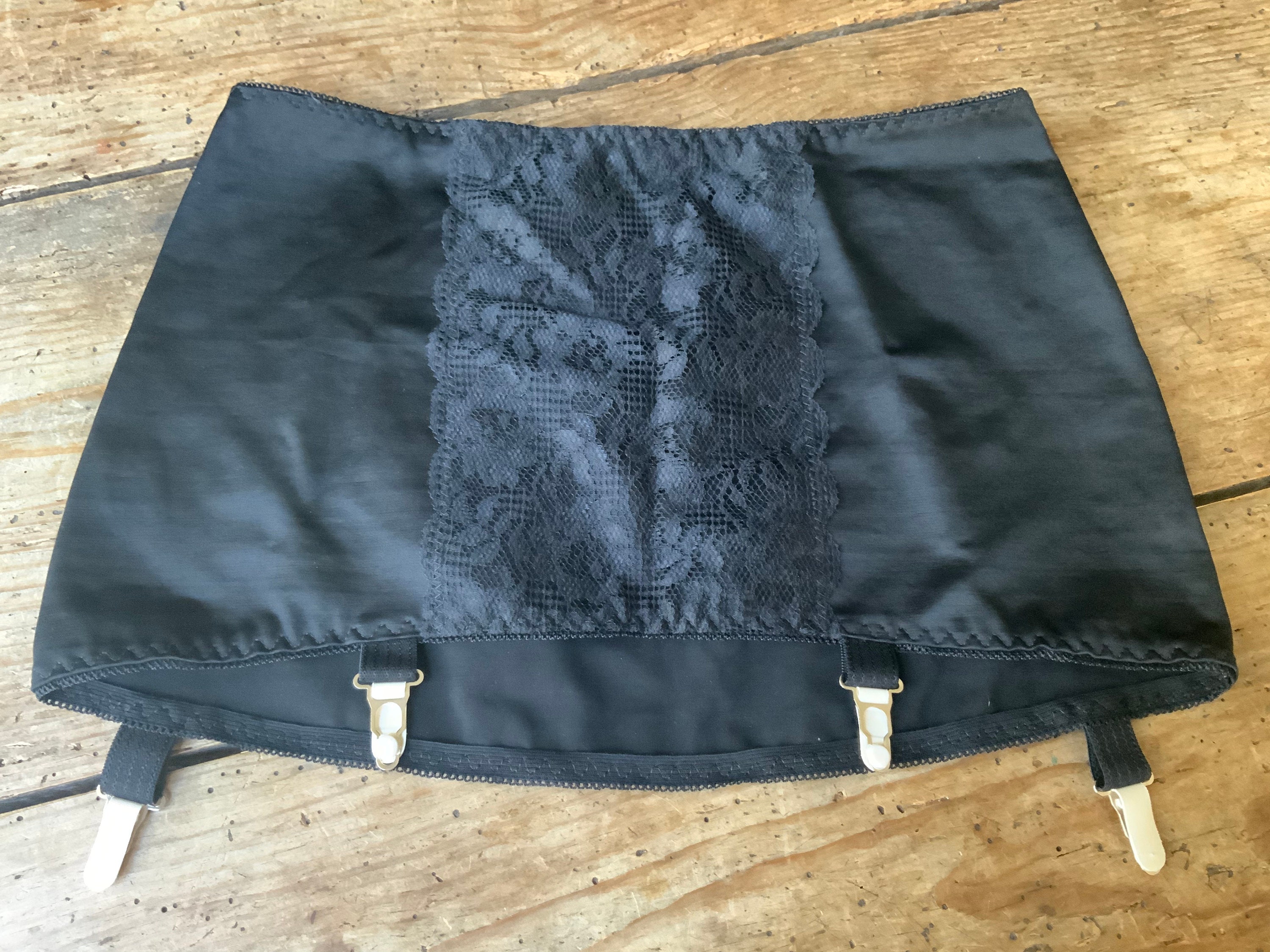 Women's Large Girdle 