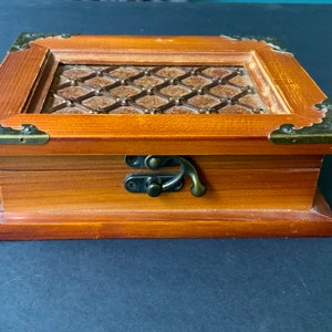 Holz kleine Box rechteckige Box für Schmuckstücke, Box für Schmuck, Box für Ohrringe Einfache Holzbox, Vintage,