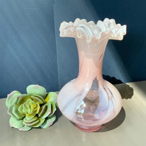 Fluted Ruffled Multi-color Pink glass vase Vintage, Color Glass Vase, Interior Decoration, Latvia, glass, the 1980s (# 498 )