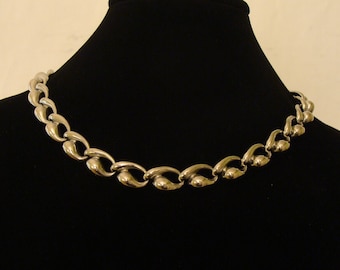 Vintage silver tone link necklace