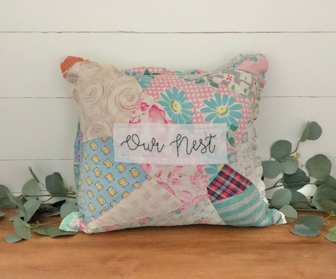 Vintage Quilt Pillow Antique Quilt Pillow Vintage Farmhouse Etsy