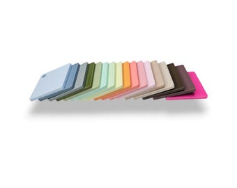 Plaque acrylique coulée de 3 mm disponible en 17 couleurs pastel différentes pour la découpe et la gravure laser.
