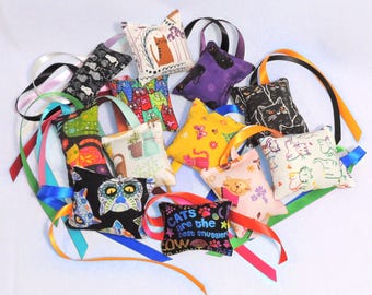 Little Catnip Toys with Ribbons (3 Toys per Pack) • Various Combinations of Cat Themed Patterns