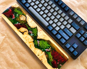 Green River Koi Fish Wrist Rest,Resin Aquarium Wrist Rest,Resin River Koi Fish,Miniature River Koi Fish Wrist Rest,Resin Handmade Gift