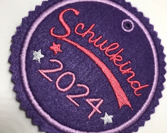 Anhänger / Geschenkanhänger "Schulkind 2024"