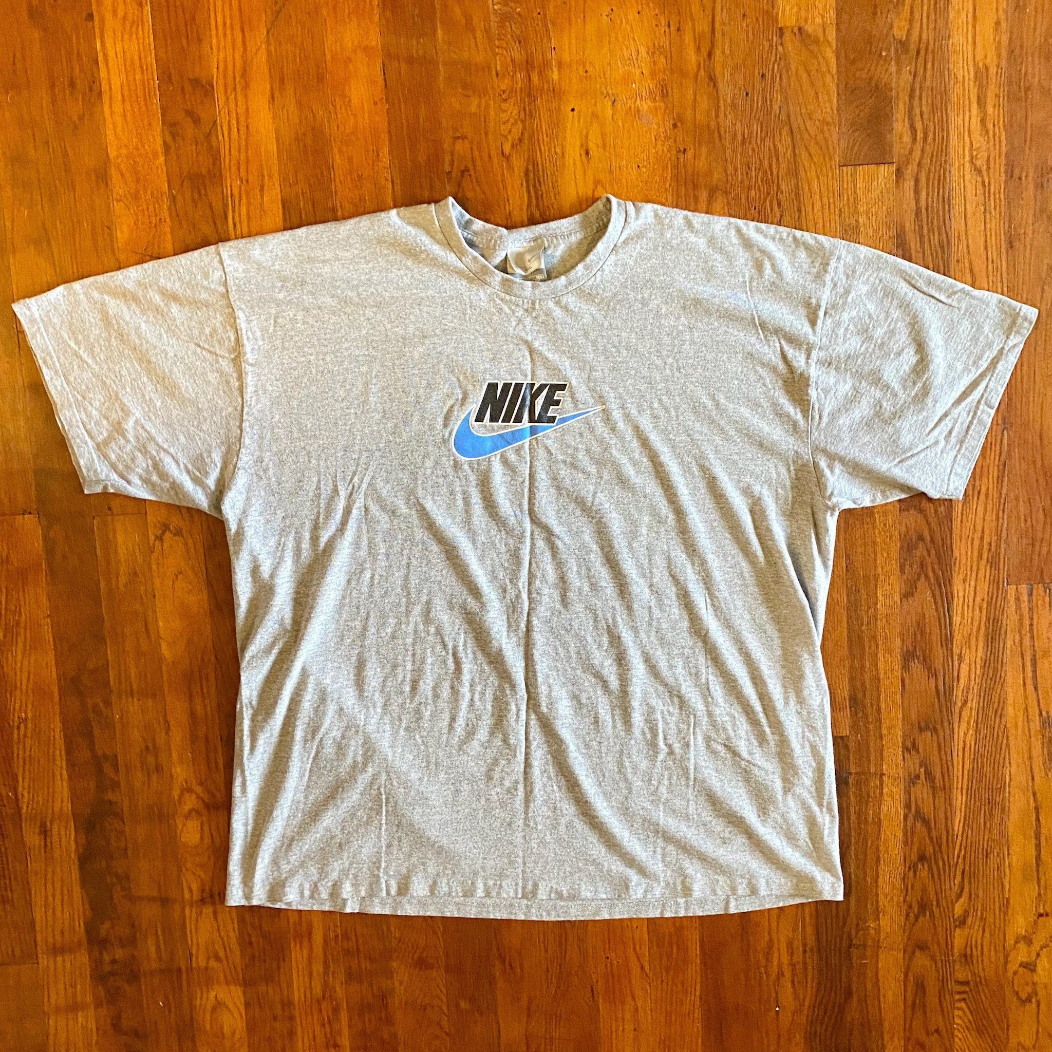 Vintage Nike T Shirt Munimoro gob pe Vintage Nike T Shirt Munimoro gob pe