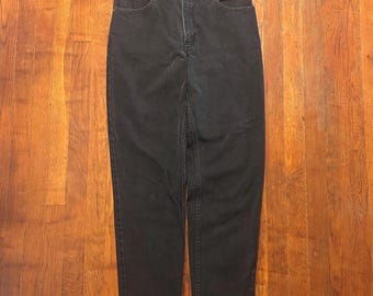 Vintage 90s Levi’s 550 Red Tab Relaxed Fit Tapered Leg Black Denim Jeans 11 JR M