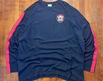 Camiseta vintage de manga larga azul con estampado a doble cara de Tommy Hilfiger de los años 90, talla XL.