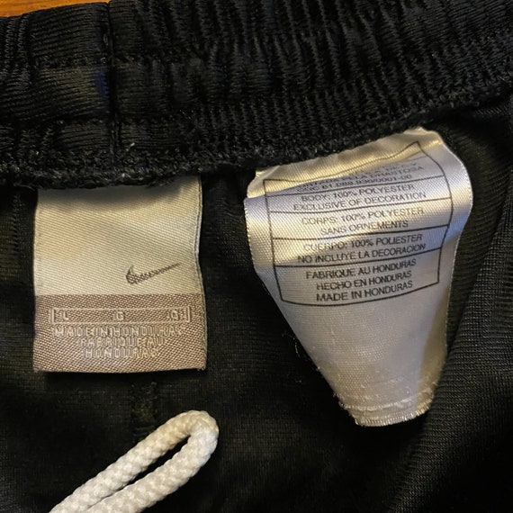 Vintage Nike Shorts - image 3