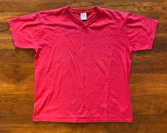 Russell Athletic Tee - Etsy