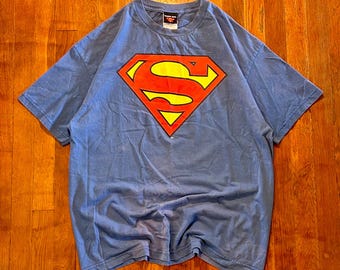 Vintage Y2K Superman Warner Bros DC Comics Big Logo Graphic Blue T-shirt L