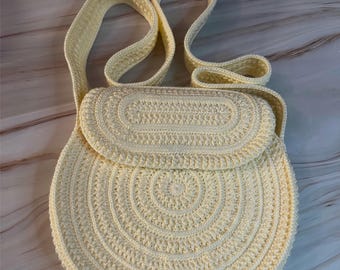 Crossbody Circle Purse, Coquette Purse, Cute Accessories, Crocheted Purse, Unique Gifts, Unique Fashion, Circle Purse with Flap