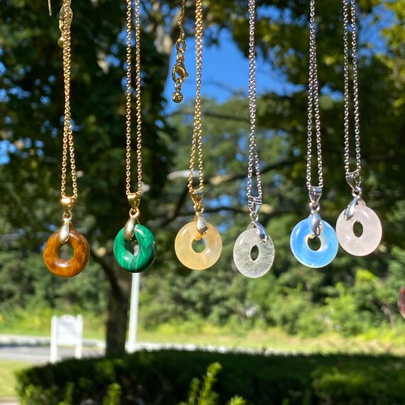 Circle Crystal Necklacedoughnut 