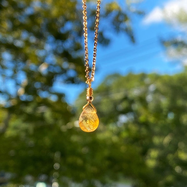 Natural Citrine necklace |Teardrop Crystal necklace|Minimalist pendant necklace|Tiny necklace |Simple necklace|Gold necklace|Silver necklace