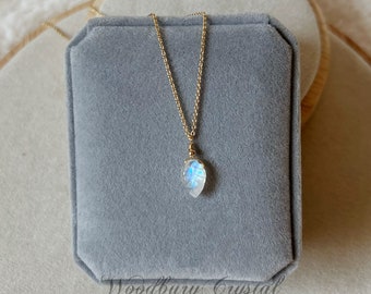 Rainbow Moonstone Necklace| Dainty Moonstone Leaf Necklace| Real Moonstone| Handmade Necklace| Silver necklace |14k gold filled necklace
