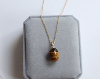 CaratYogi Natural Tiger Eye Pendant Silver For Gift Cabochon Astrological Charms Cabochon Square Necklace CaratYogi Natural Tiger Eye Pendant Silver For Gift Cabochon Astrological Charms Cabochon Square Necklace
