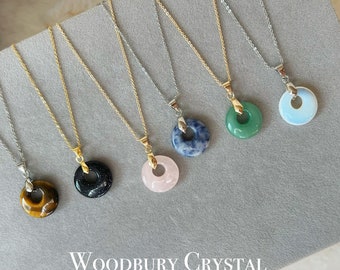 Circle crystal necklace|Doughnut necklace |opalite necklace Rose quartz necklace| Green aventurine necklace |Tigers eye necklace