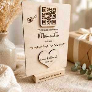 Tischkarte für Hochzeit aus Holz personalisiert mit QR Code | Hochzeitsdeko | Foto Sharing Sign | Gästebuch Alternative | Wedding Moments