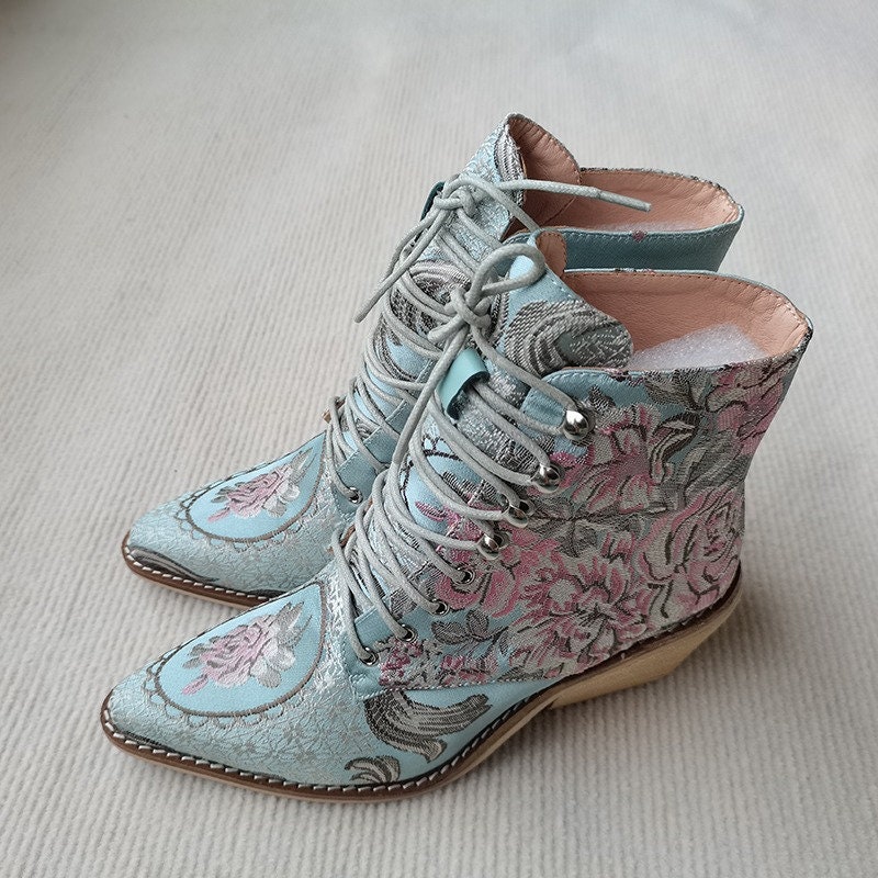 Boots CHIARA Renaissance Embroidery Victorian Romantic - Etsy