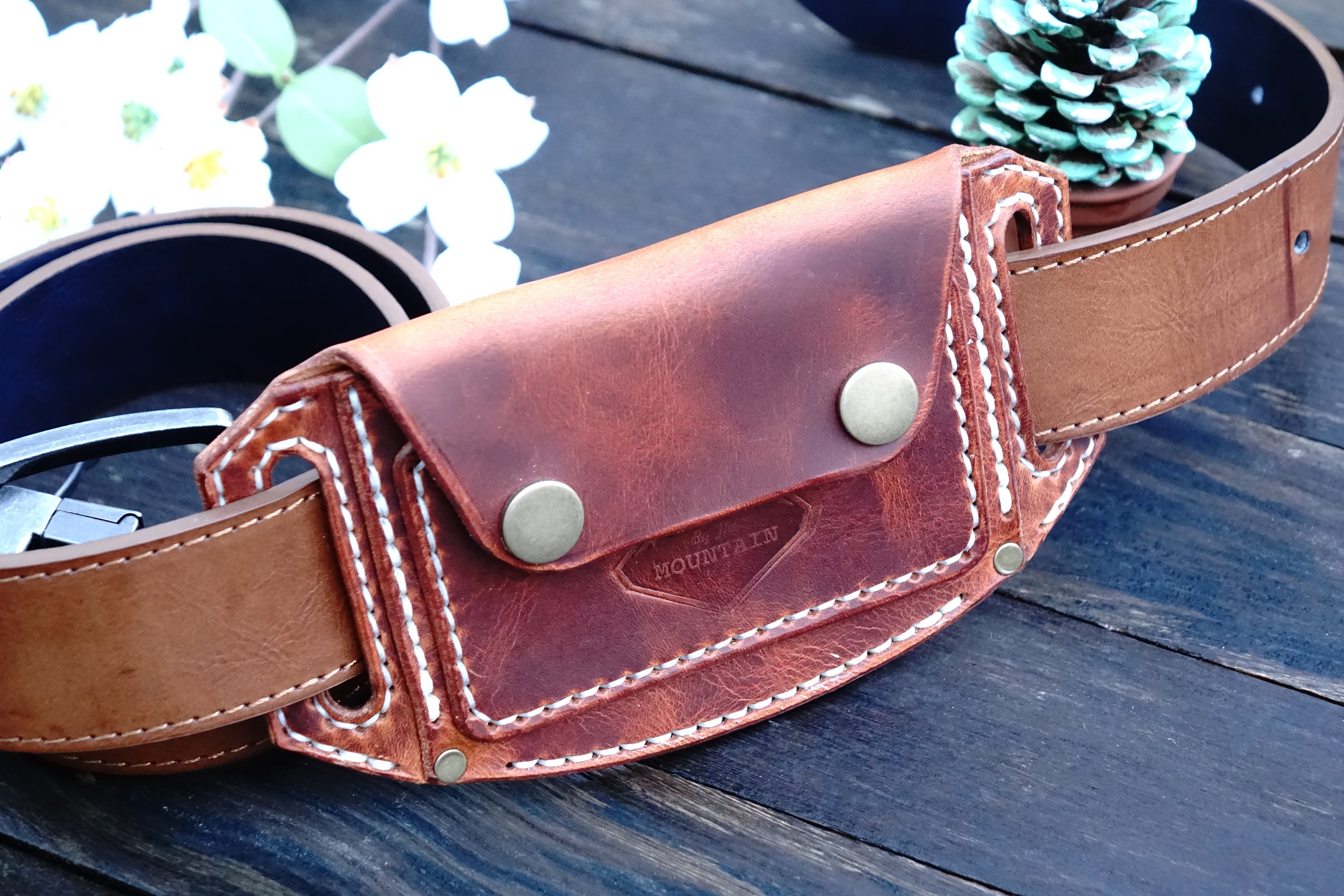 Mens belt wallet top
