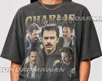 Camiseta vintage Charlie Swan de edição limitada, presente para homens e mulheres, camiseta unissex | Timnas FD