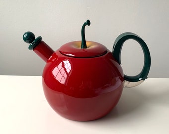 Vintage Copco Apple Tea Kettle 2.5qt