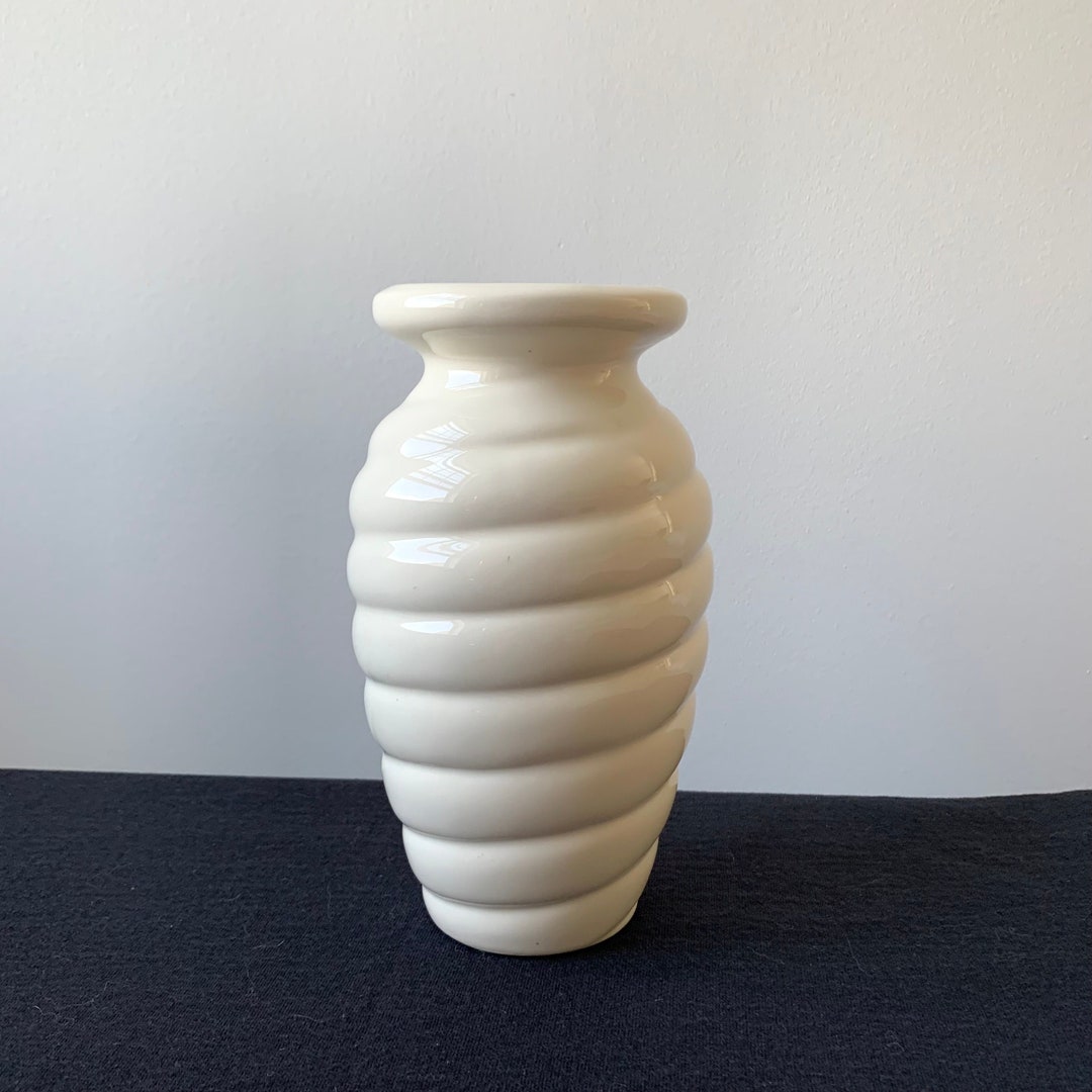 Vintage Offwhite Ceramic Swirl Vase Etsy