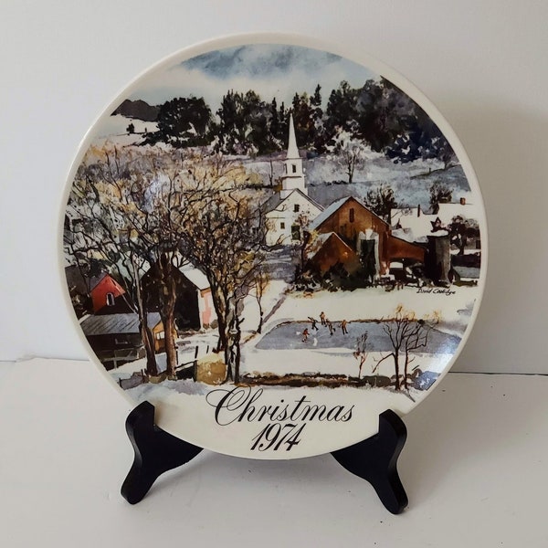 Jm smuckers christmas plates